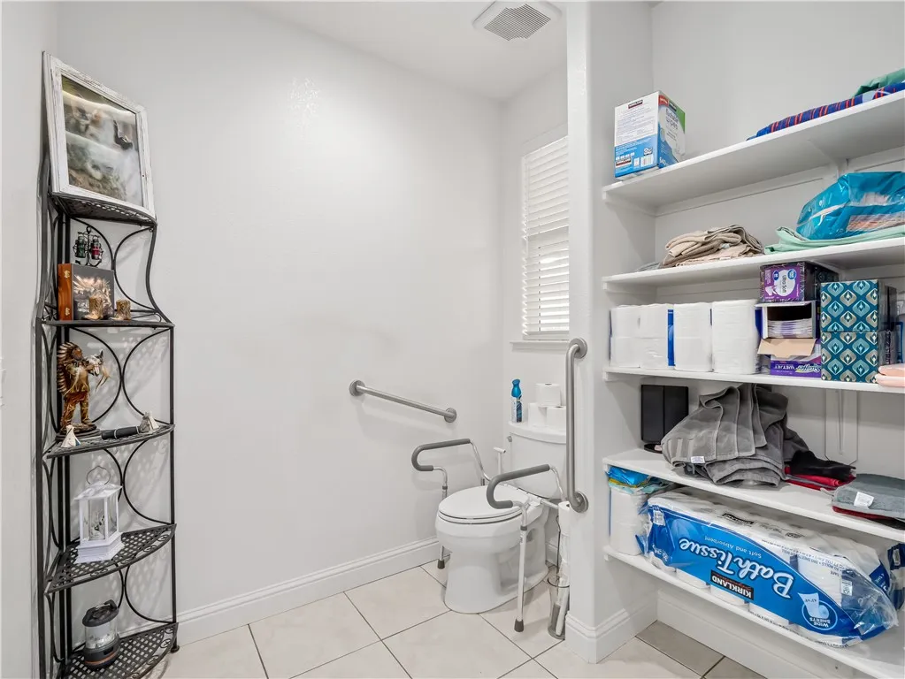 Additional image 66 of 425 Karen Ave, Kerman, CA 93630