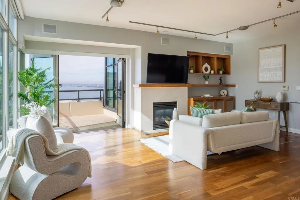 Additional image 2 of 1199 Pacific Highway Unit 1605, San Diego, CA 92101