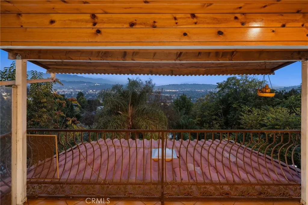 Additional image 87 of 3916 Carnavon, Los Angeles, CA 90027