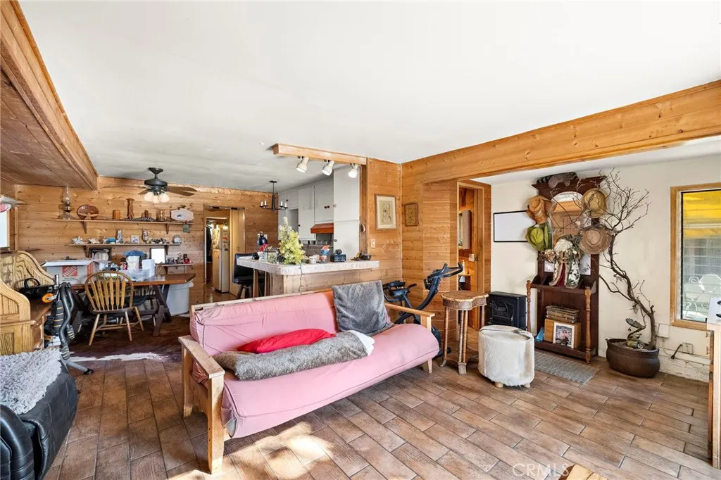 Additional image 58 of 268 Walnut Street, Costa Mesa, CA 92627