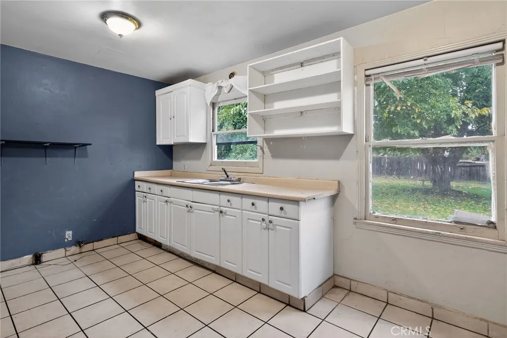 Additional image 6 of 893 N 2nd Street, Porterville, CA 93257