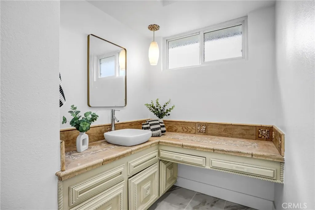 Additional image 14 of 872 Huron Dr, Claremont, CA 91711