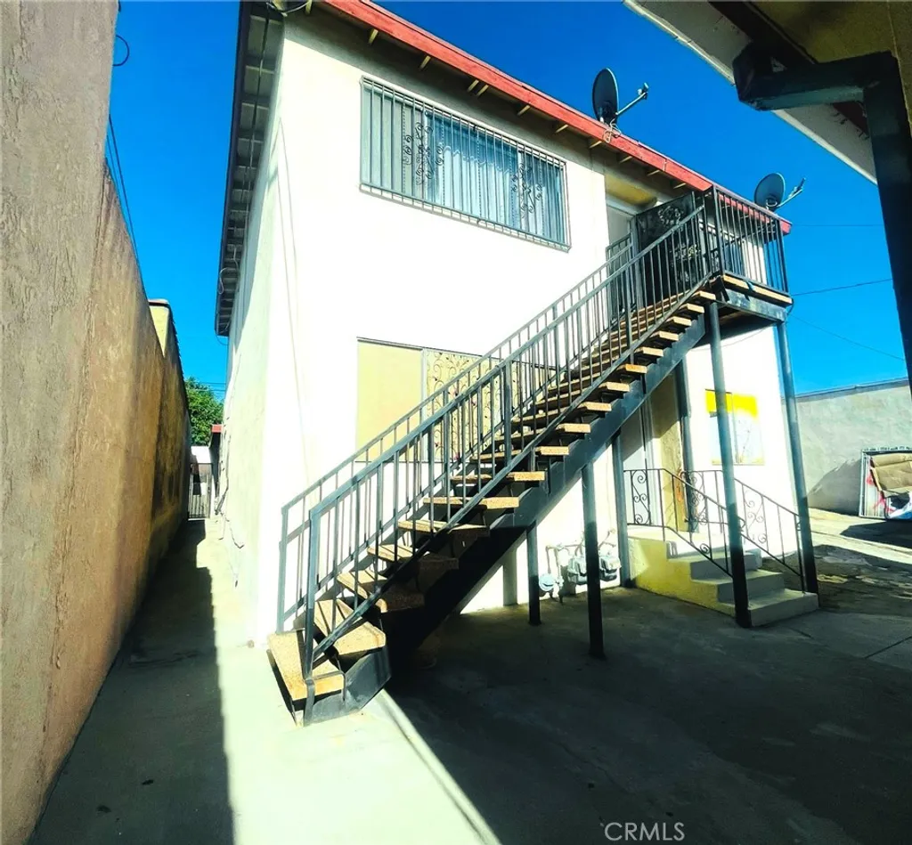 Property image for 5609 E Beverly Boulevard Unit 3, East Los Angeles, CA 90022