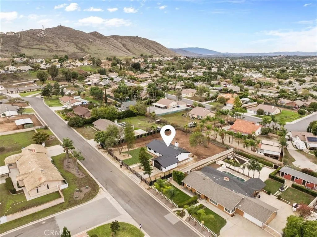 4861 Brookhill Terrace, Jurupa Valley, CA 92509