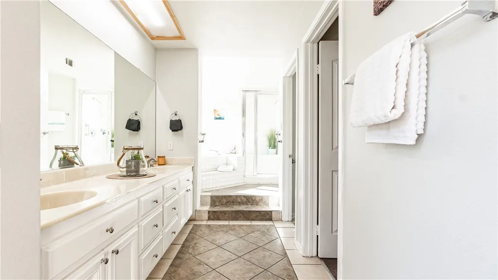 Additional image 20 of 680 Avenida Terrazo, Corona, CA 92882