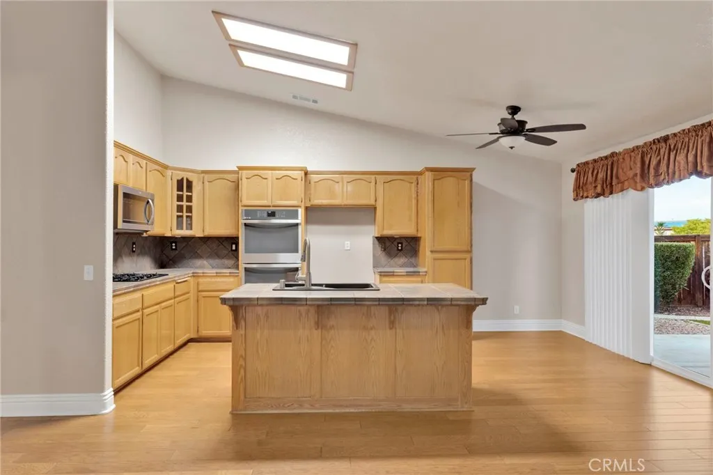 Additional image 62 of 12721 Sweetwater Circle, Victorville, CA 92392