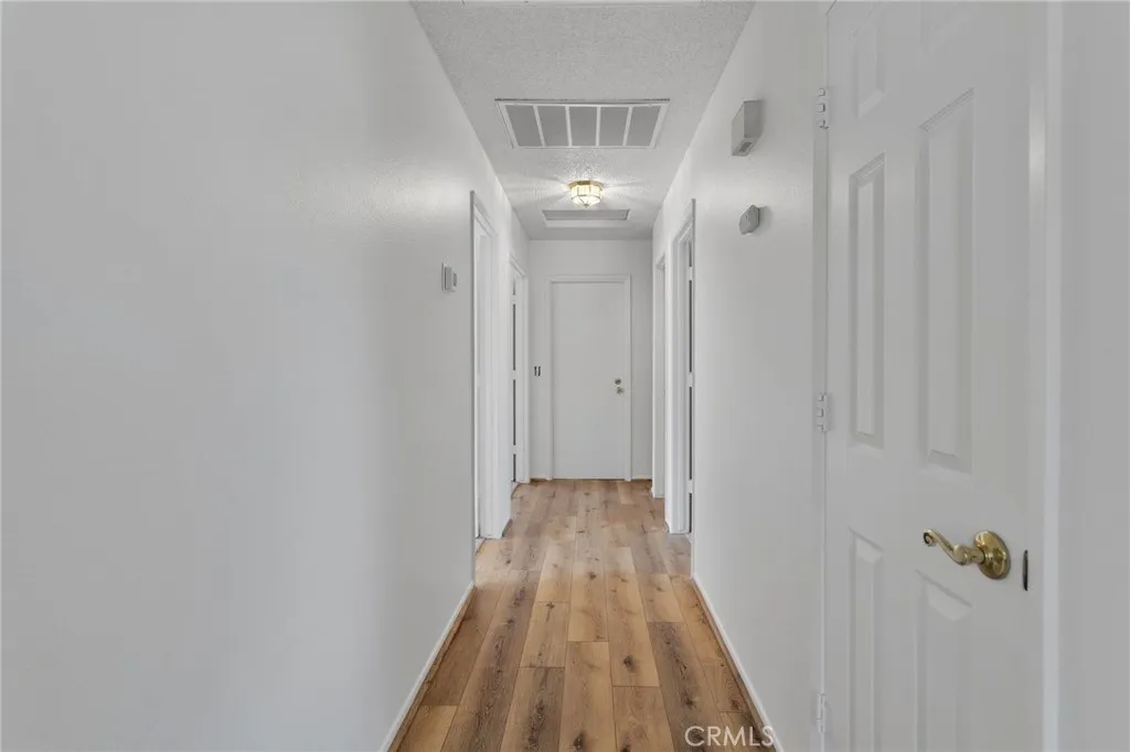 Additional image 19 of 18037 Mondamon Rd, Apple Valley, CA 92307