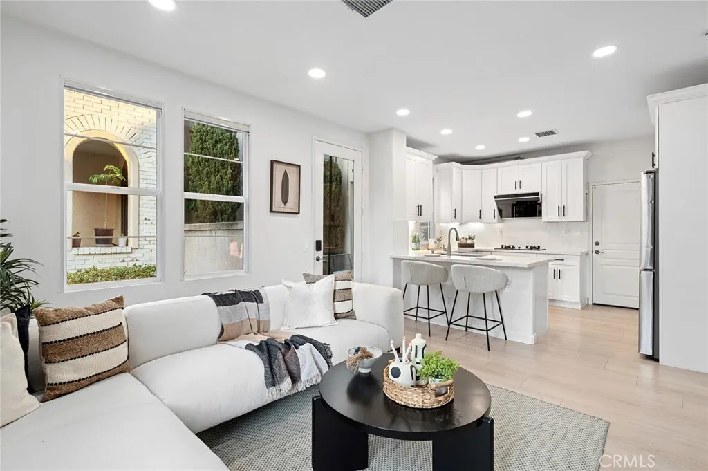 Additional image 2 of 345 Tall Oak, Irvine, CA 92603