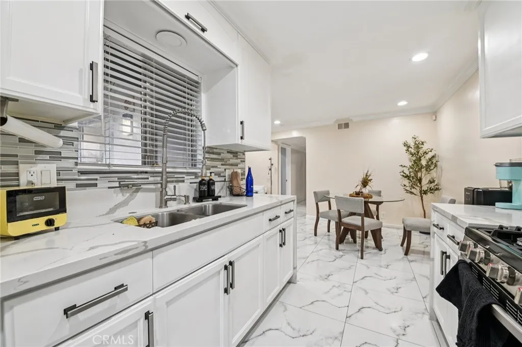 Additional image 45 of 1430 Cabrillo Park Unit B, Santa Ana, CA 92701