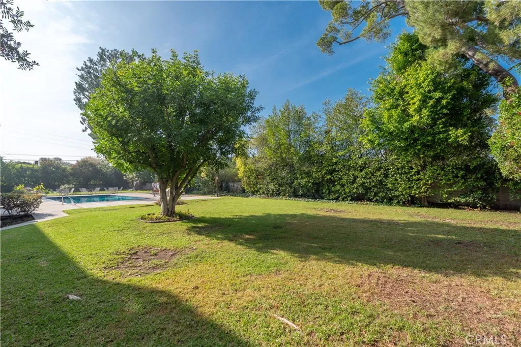 Additional image 44 of 5115 Kester Unit 202, Sherman Oaks, CA 91403