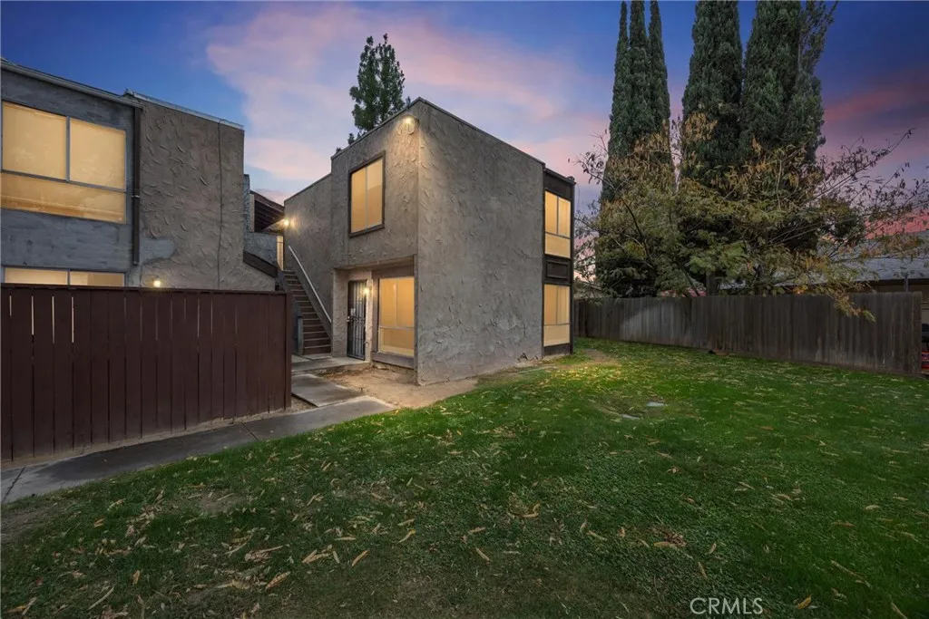 Additional image 32 of 5908 Almendra Court Unit C, Bakersfield, CA 93309