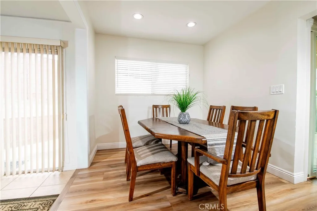 Additional image 48 of 11968 Rossiter Pl, Sylmar, CA 91342