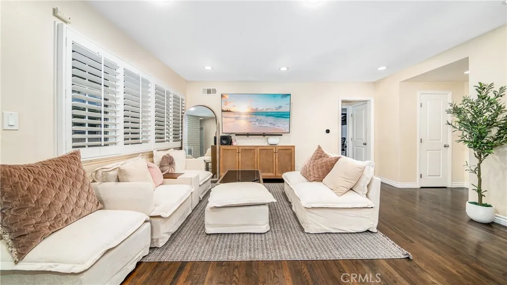 Additional image 4 of 15852 Index Street, Granada Hills, CA 91344