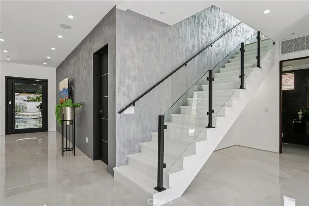 Additional image 19 of 2227 N Lamer Street, Burbank, CA 91504