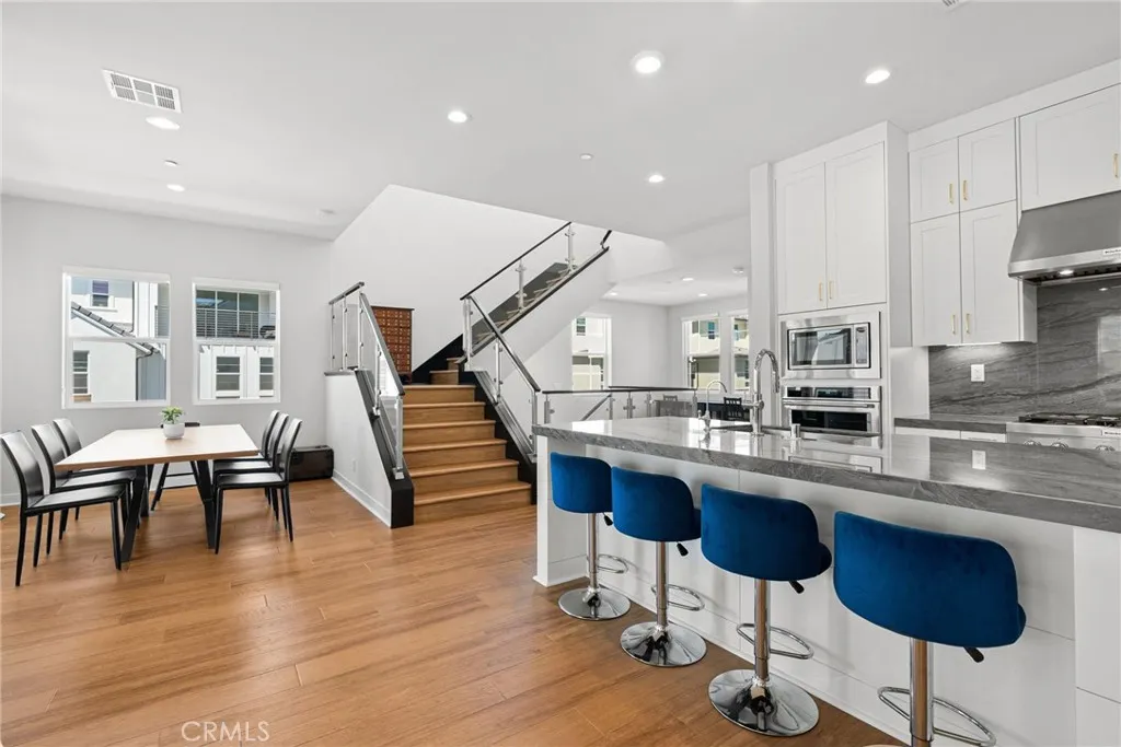 Additional image 17 of 200 Newton, Lake Forest, CA 92630