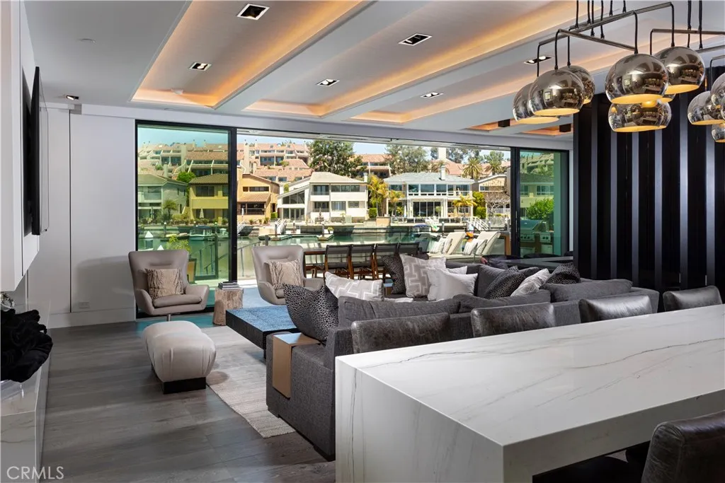 Additional image 8 of 660 Harbor Island Drive, Newport Beach, CA 92660