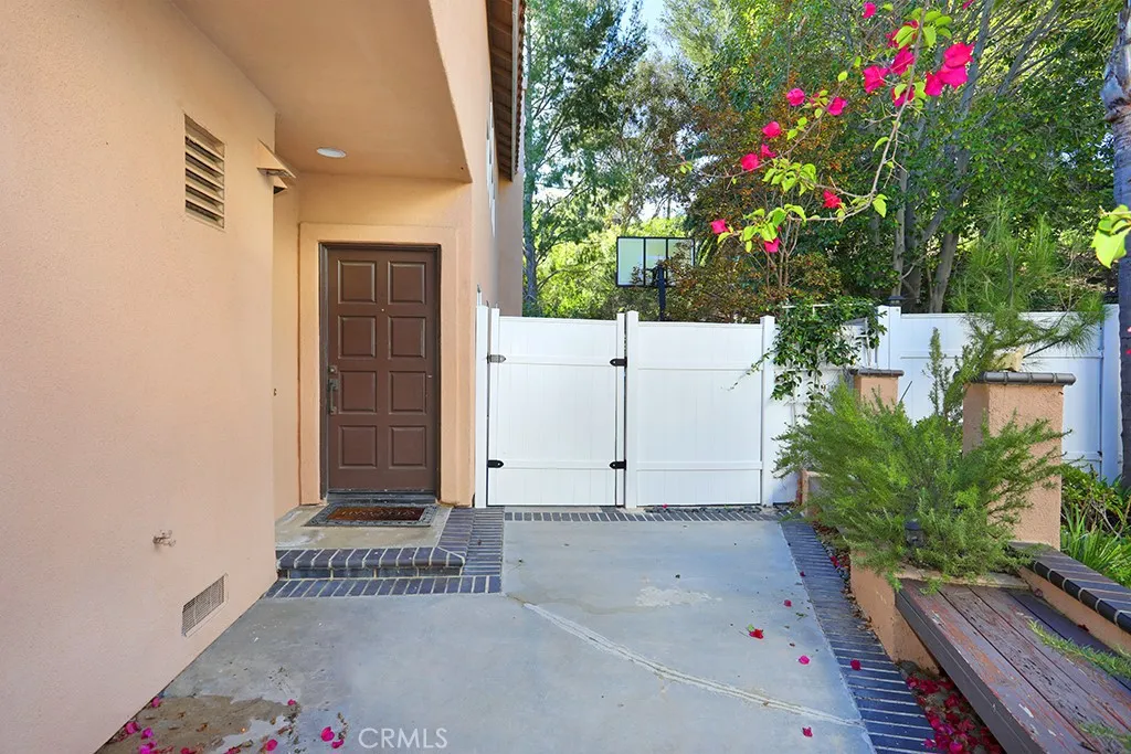 Additional image 53 of 961 S Lone Pine Ln, Anaheim Hills, CA 92808