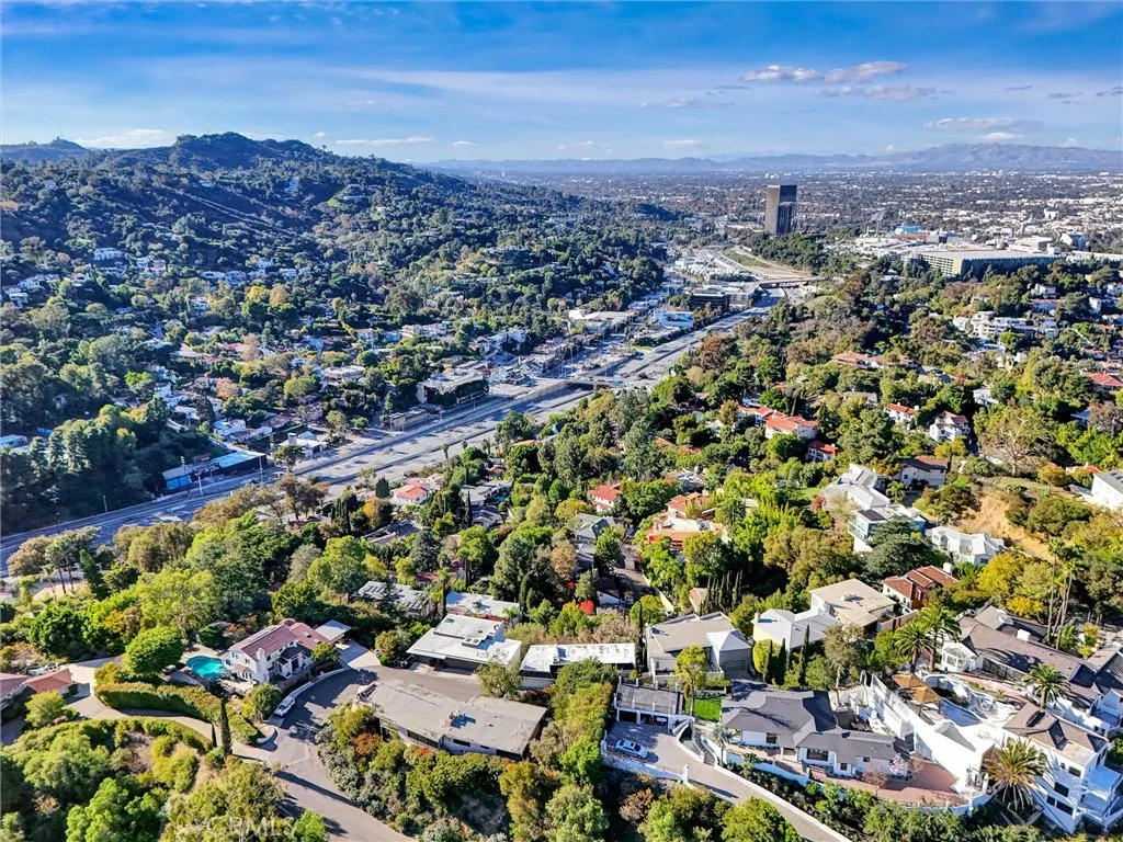 Additional image 49 of 3219 Tareco, Los Angeles, CA 90068