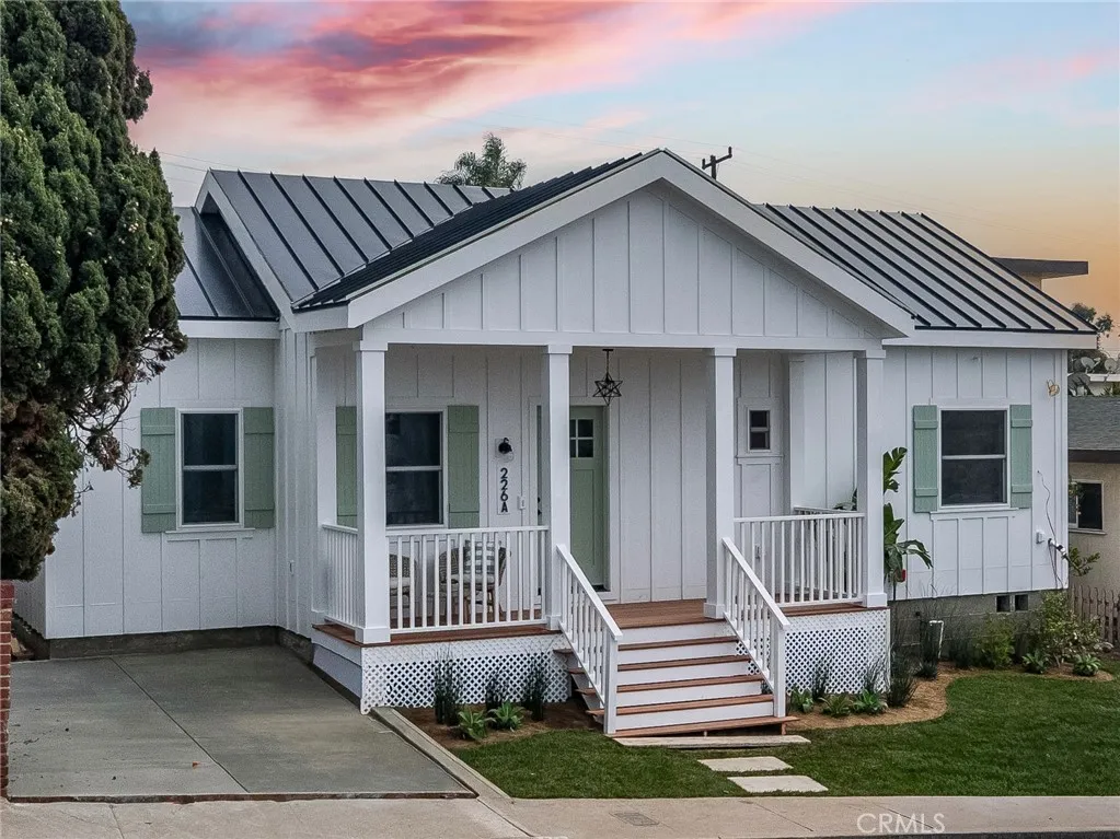 Additional image 98 of 226 Arena St Unit A, El Segundo, CA 90245