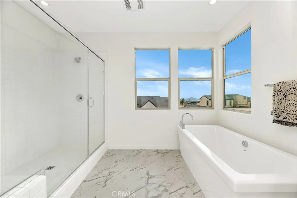 Additional image 110 of 15800 Conservatory Drive, Fontana, CA 92336