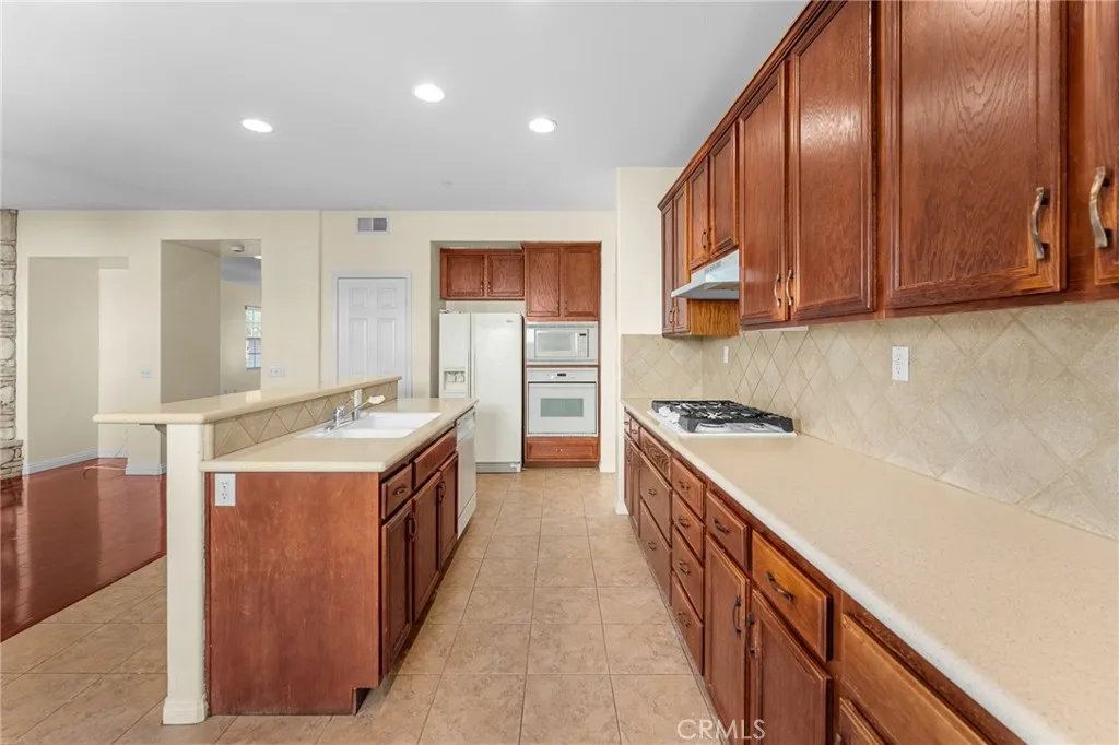 Additional image 15 of 4583 Bianca Way, Riverside, CA 92501