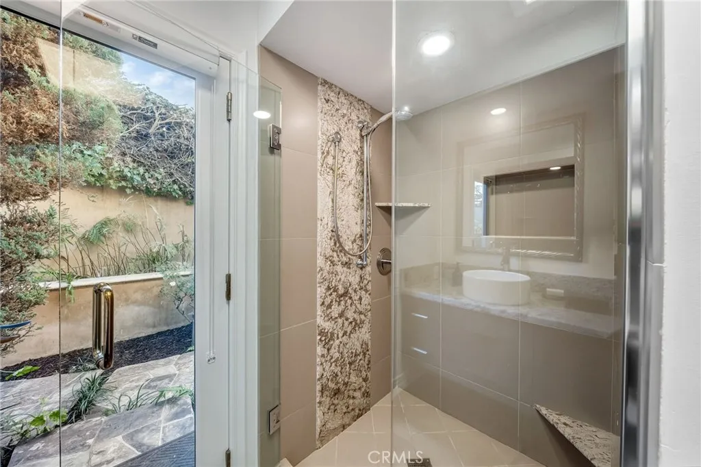 Additional image 82 of 1038 Santiago Drive, Newport Beach, CA 92660