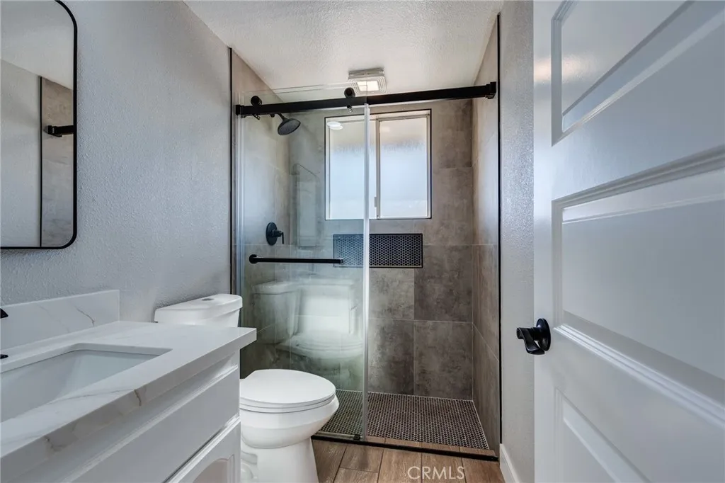 Additional image 19 of 10731 Anaconda Avenue, Oak Hills, CA 92344