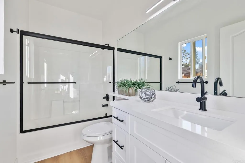 Additional image 20 of 511 N Lark Ellen Avenue Unit F, Covina, CA 91722