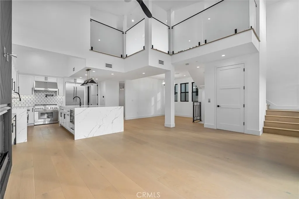 Additional image 5 of 110 S Irena Avenue Unit A, Redondo Beach, CA 90277