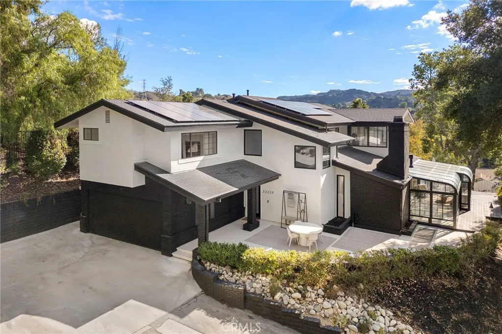 Additional image 2 of 23229 8th Street, Newhall, CA 91321