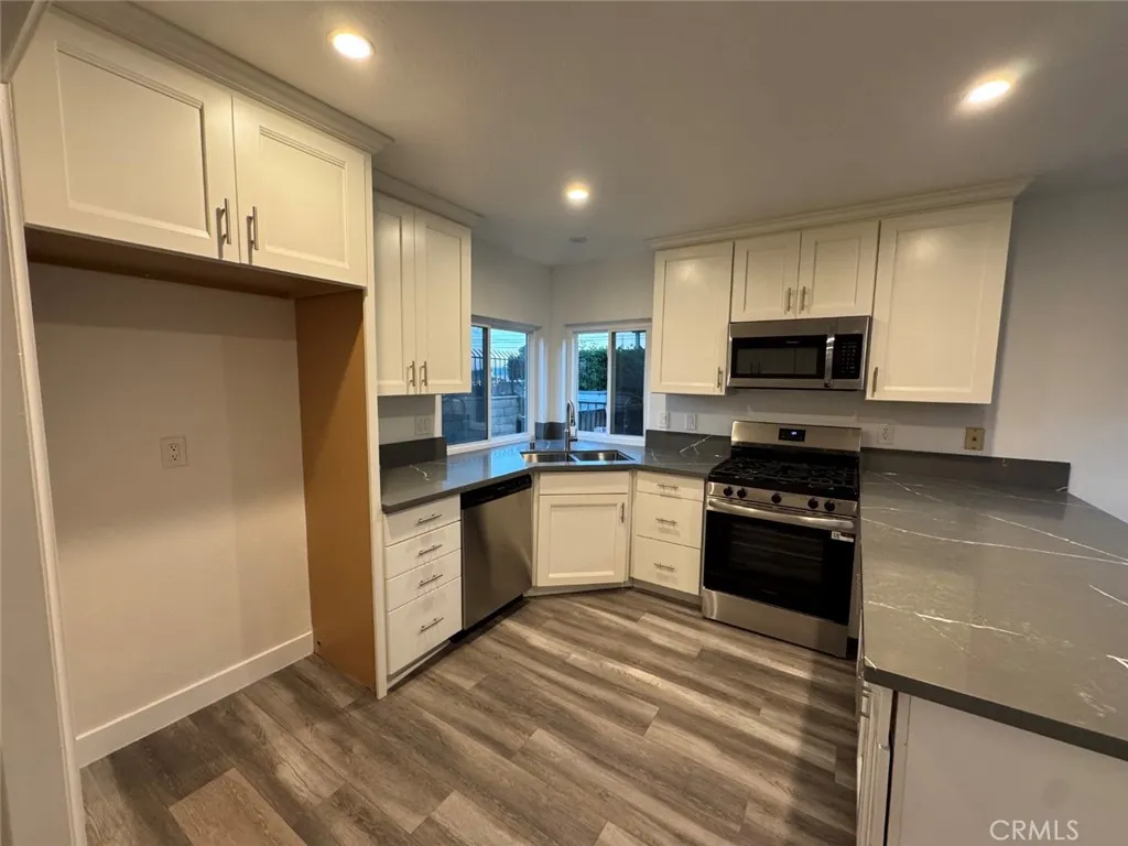 Additional image 14 of 4813 Village Green Way, San Bernardino, CA 92407