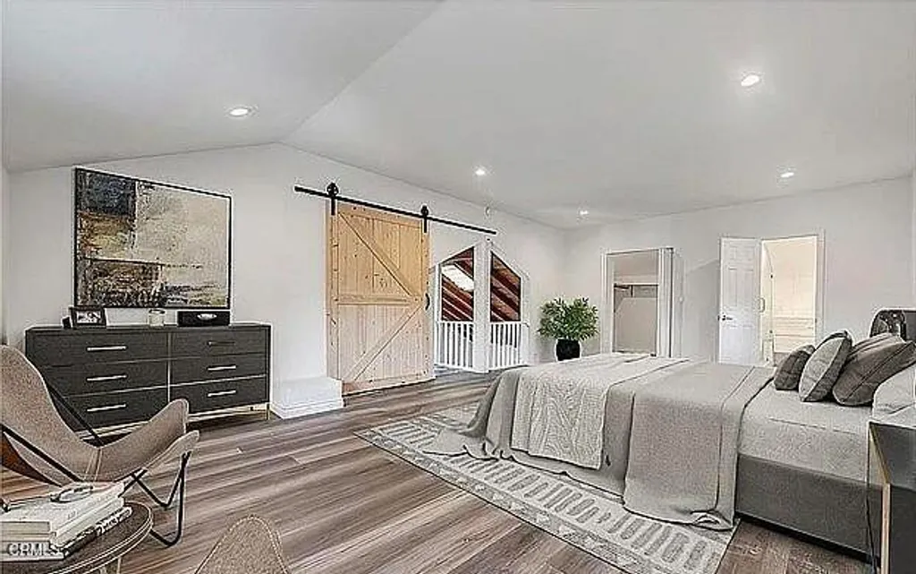 Additional image 11 of 5701 Corbin Avenue, Tarzana, CA 91356