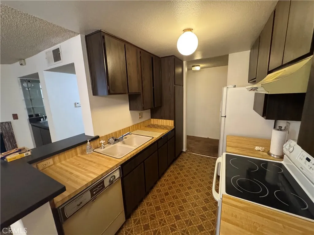 Additional image 33 of 8535 W West Knoll Unit 202, West Hollywood, CA 90069