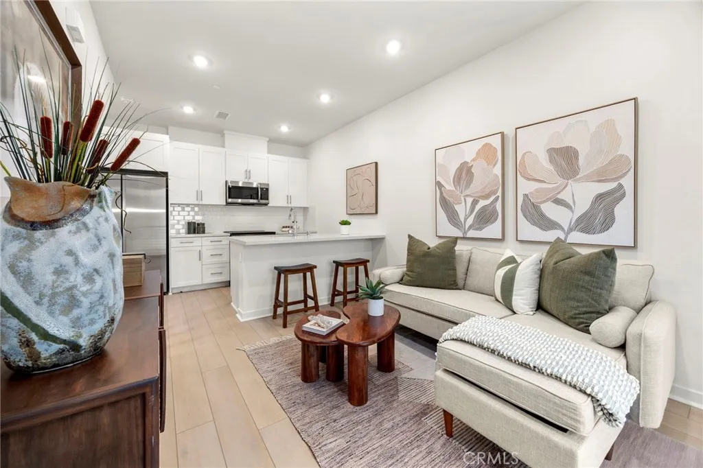 Additional image 5 of 1964 Via De La Luna, Placentia, CA 92870