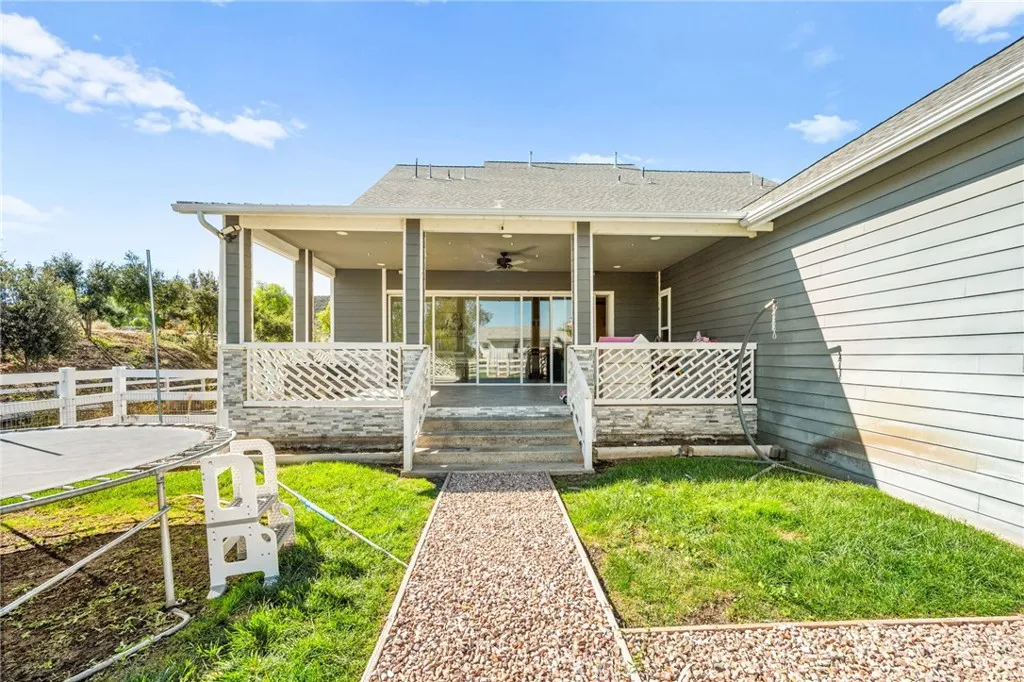 Property image for 24940 Hayes Ave, Murrieta, CA 92562