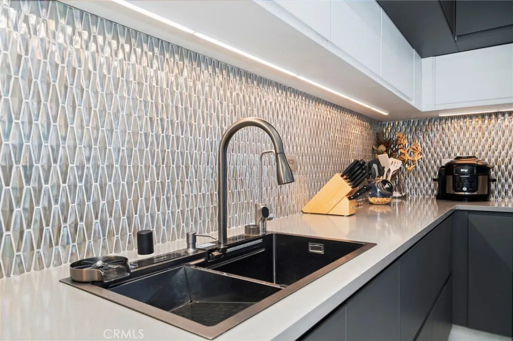 Additional image 15 of 985 Begonia Avenue, Costa Mesa, CA 92626