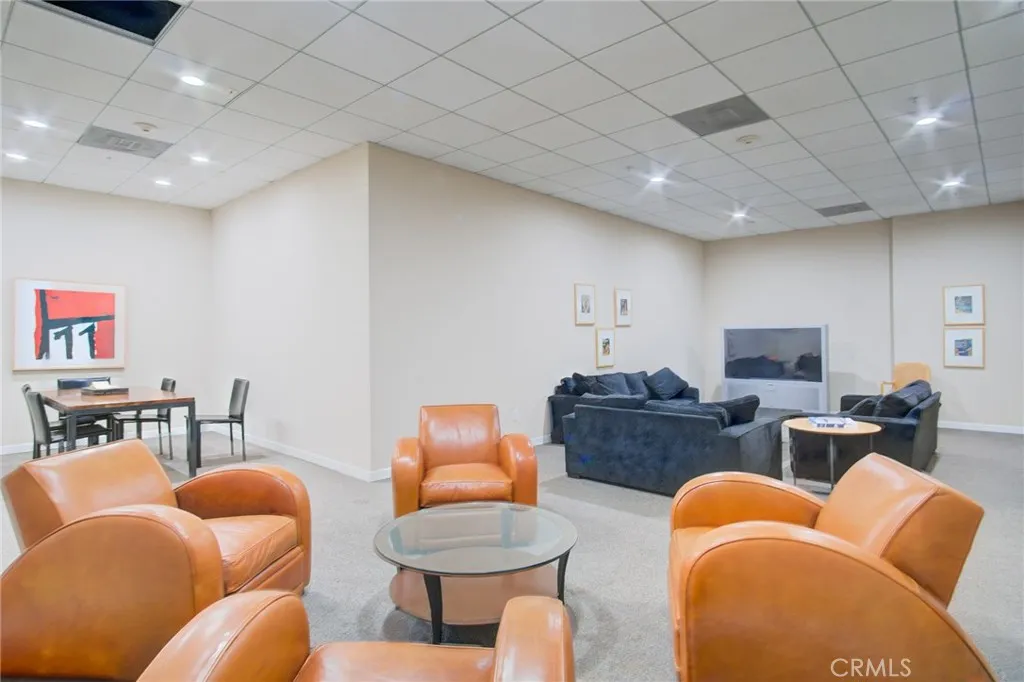 Additional image 51 of 175 S Lake Ave Unit 402, Pasadena, CA 91101