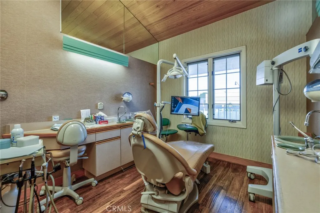 Additional image 33 of 16336 Whittier, Whittier, CA 90603