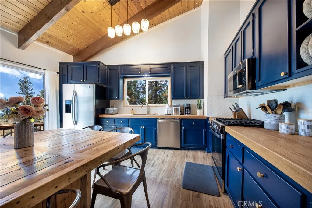 Additional image 70 of 39651 Flicker Road, Fawnskin, CA 92333