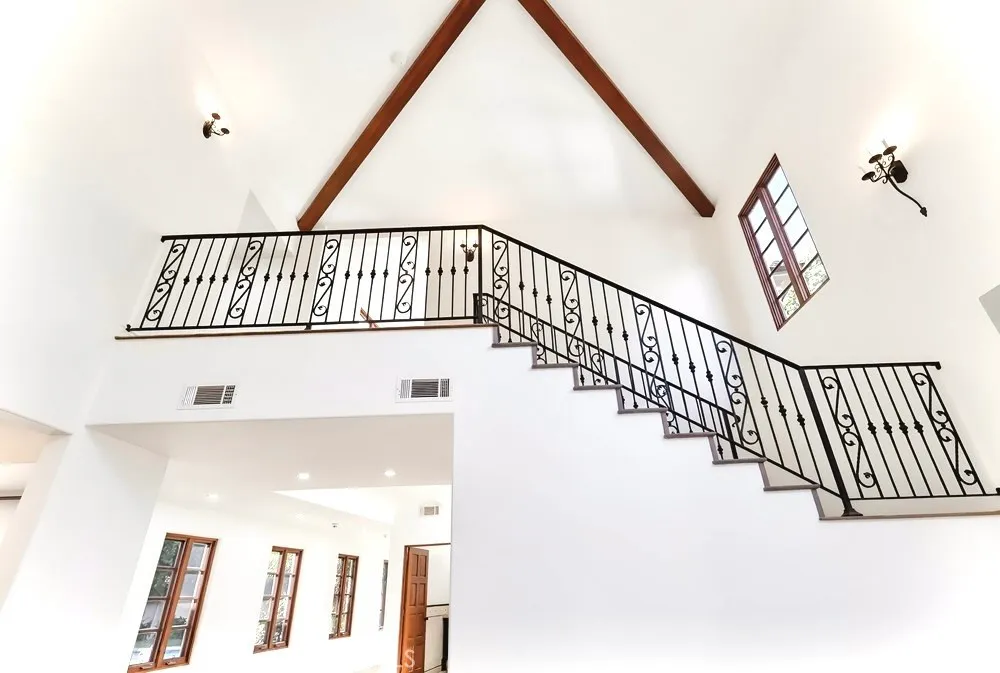 Additional image 81 of 1805 Outpost Drive, Los Angeles, CA 90068