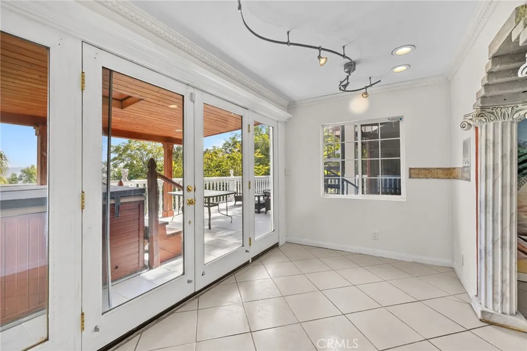 Additional image 66 of 3916 Carnavon, Los Angeles, CA 90027