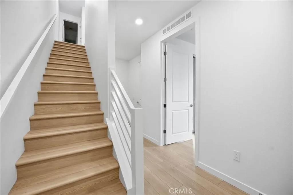 Additional image 6 of 27315 Bear Creek Lane, Valencia, CA 91381