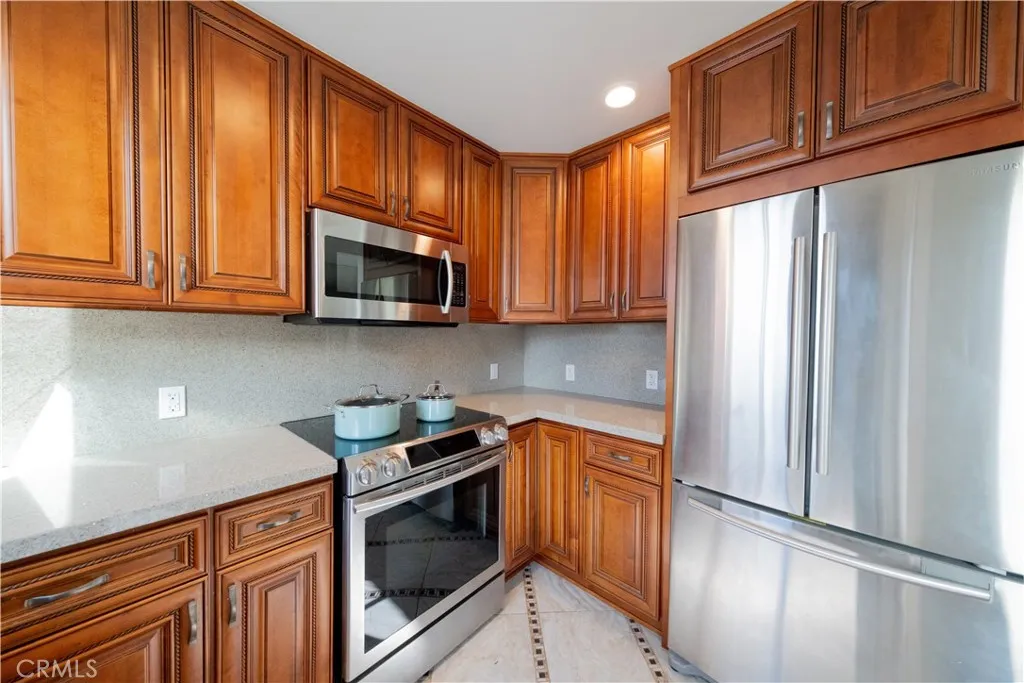 Additional image 13 of 10751 Wilshire Boulevard Unit 1405, Los Angeles, CA 90024