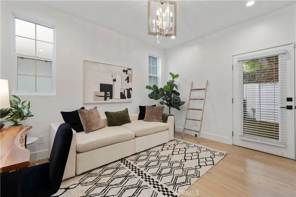 Additional image 28 of 5248 Segals Way, Sherman Oaks, CA 91411