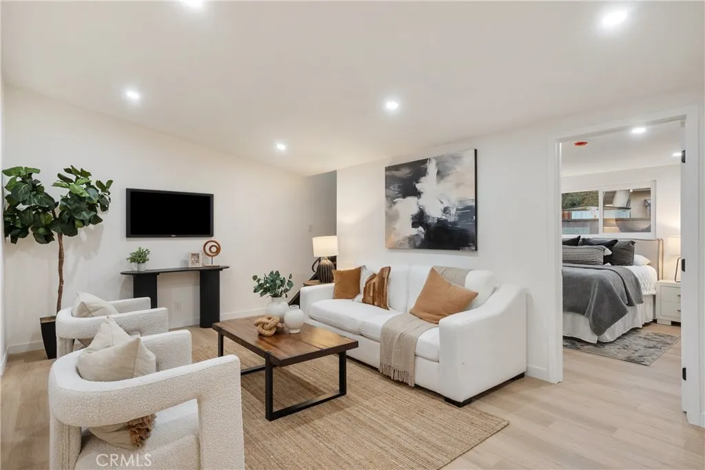 Additional image 13 of 20110 Flallon Ave, Lakewood, CA 90715