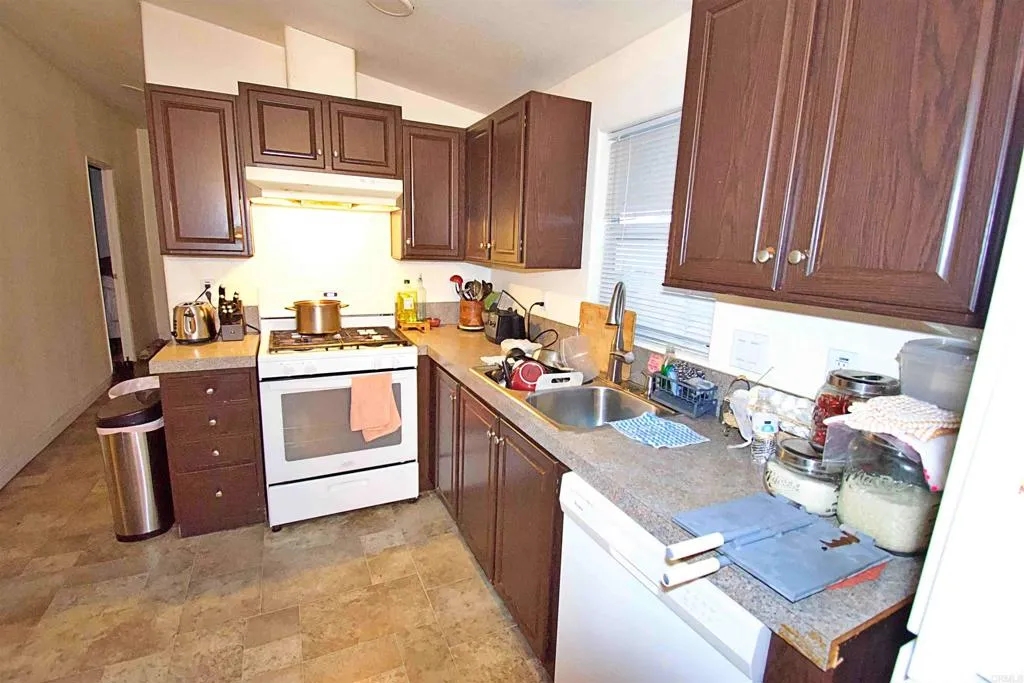 Additional image 6 of 2950 Iris Avenue Unit 33, San Diego, CA 92154