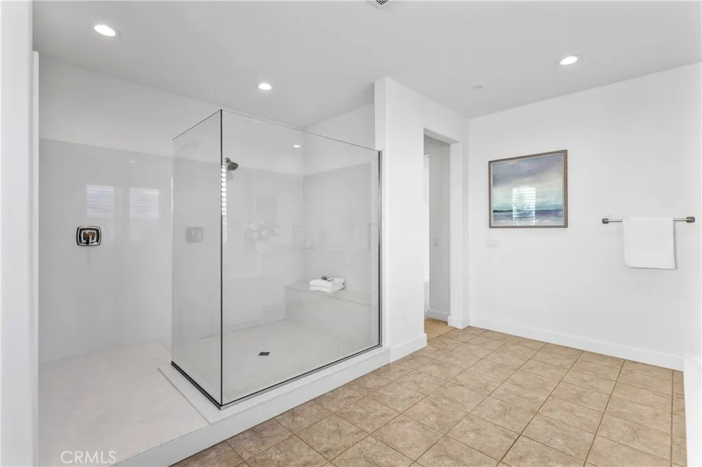 Additional image 19 of 105 Shear, Irvine, CA 92618