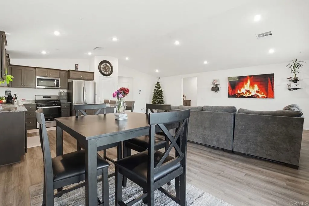 Additional image 2 of 1262 Allegiance Avenue, Hemet, CA 92543