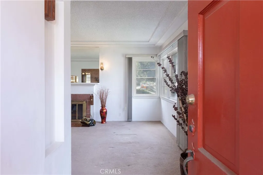 Additional image 5 of 2040 W 82nd Street, Los Angeles, CA 90047