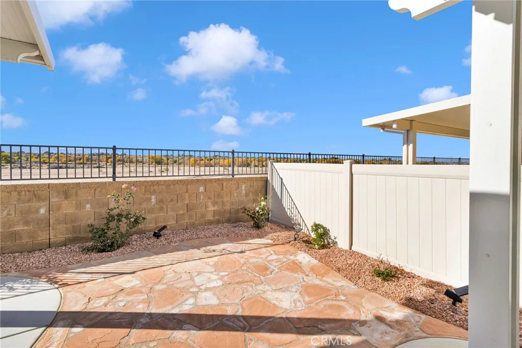 Additional image 94 of 10332 Darby Rd, Apple Valley, CA 92308